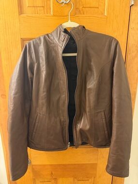 Women's Brown Leather Zip-Front Jacket